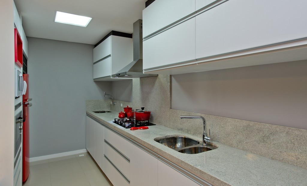 Cozinha com Granito Branco Itaunas